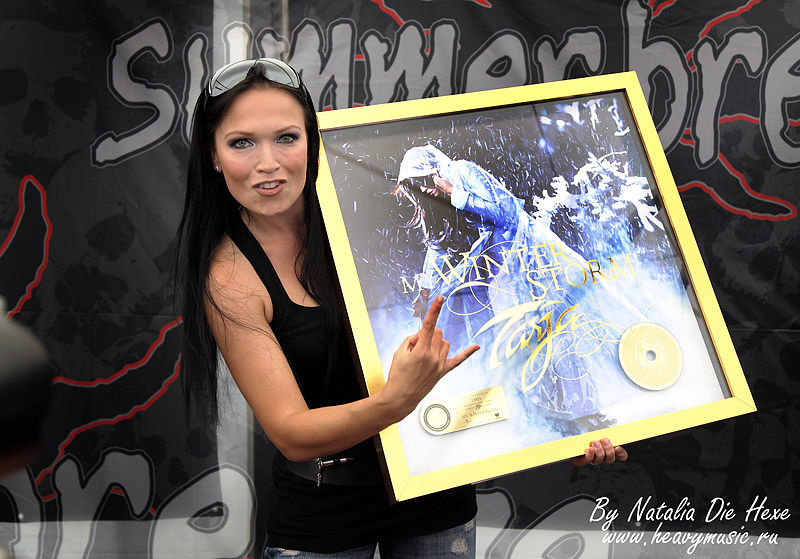 Фотография Tarja Turunen #1, 20.08.2011, Germany, Dinkelsbühl, Summerbreeze Open Air