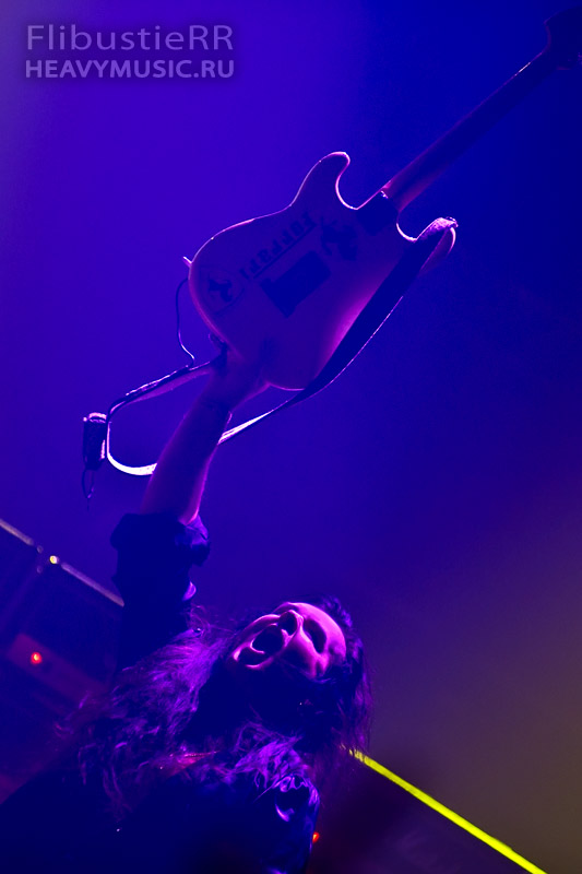 Фотография Yngwie Malmsteen #8, 18.02.2012, Москва, Stadium Live 