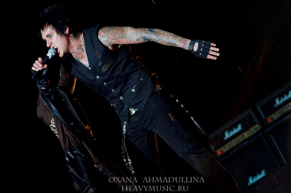  Papa Roach #12, 03.06.2009, ,   () 