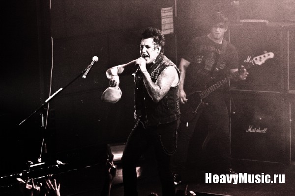  Papa Roach #15, 22.06.2011, -,  