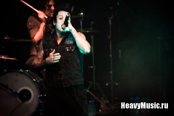  Papa Roach #4, 22.06.2011, -,  