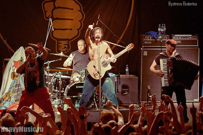  Gogol Bordello #10, 01.07.2011, -,  