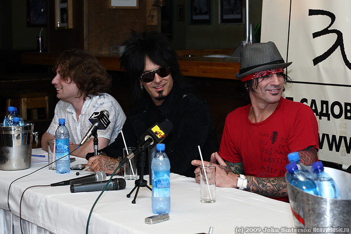  Motley Crue #2, 01.06.2009, , - 