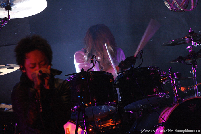  Dir En Grey #10, 05.08.2010, ,  