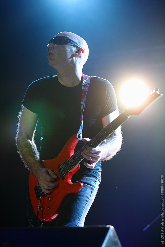 Фотография Joe Satriani #6, 10.07.2013, Москва, Arena Moscow 