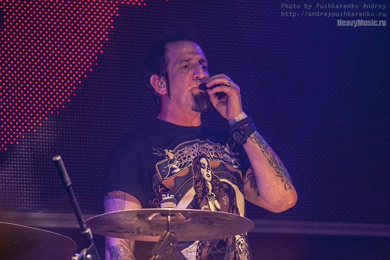  Drowning Pool #8, 30.04.2013, ,  Hall 